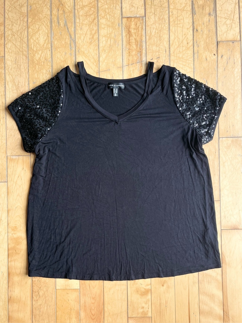 Love & Legend Glam Black V‑Neck Sequin Sleeves Top Size 3X